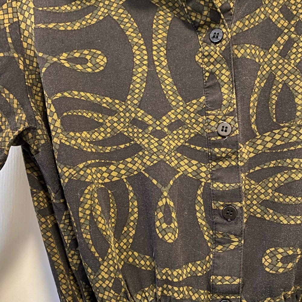 Black and green snake pattern dress